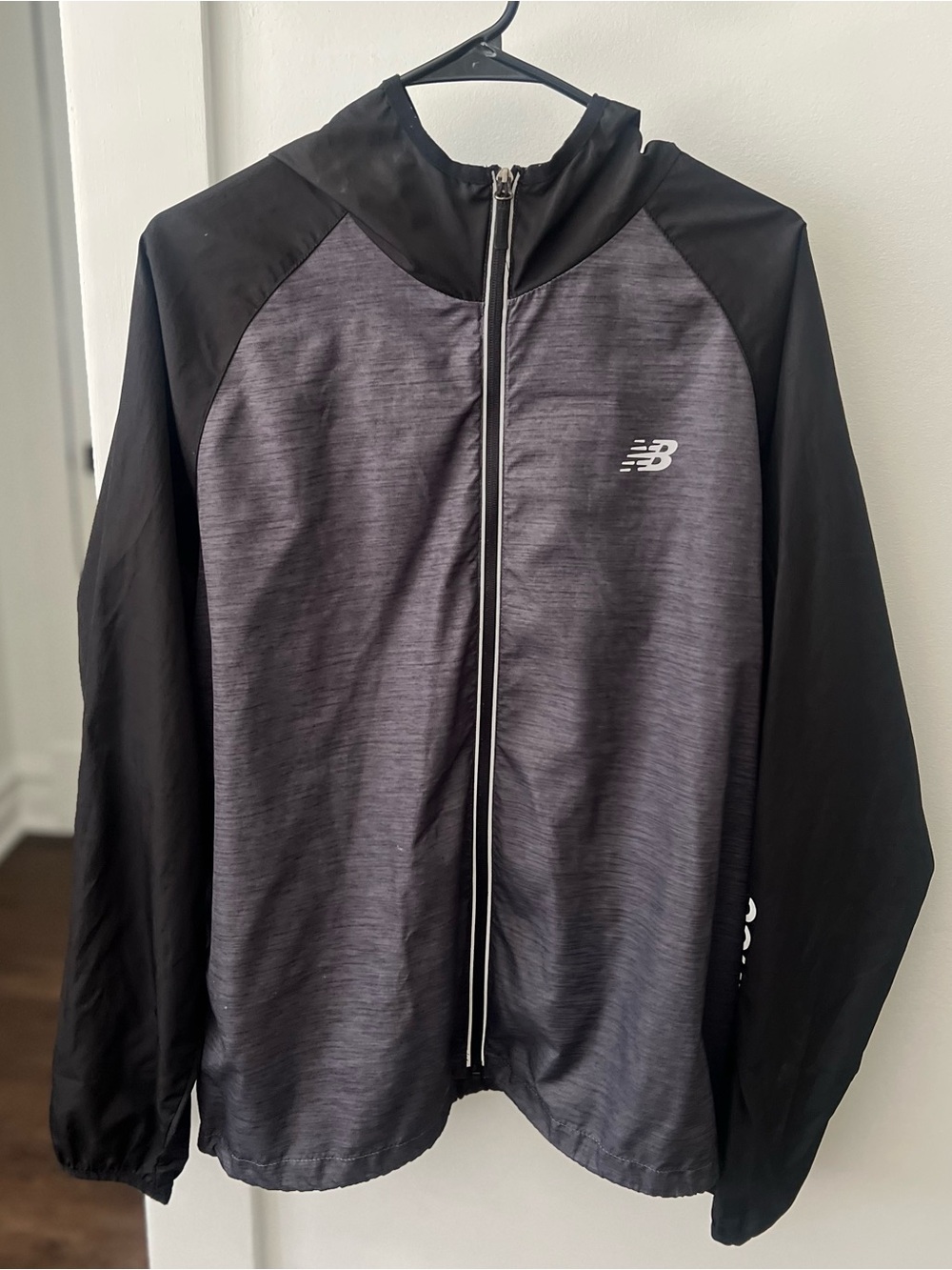 New Balance Black & Gray Hooded Jacket - Size L